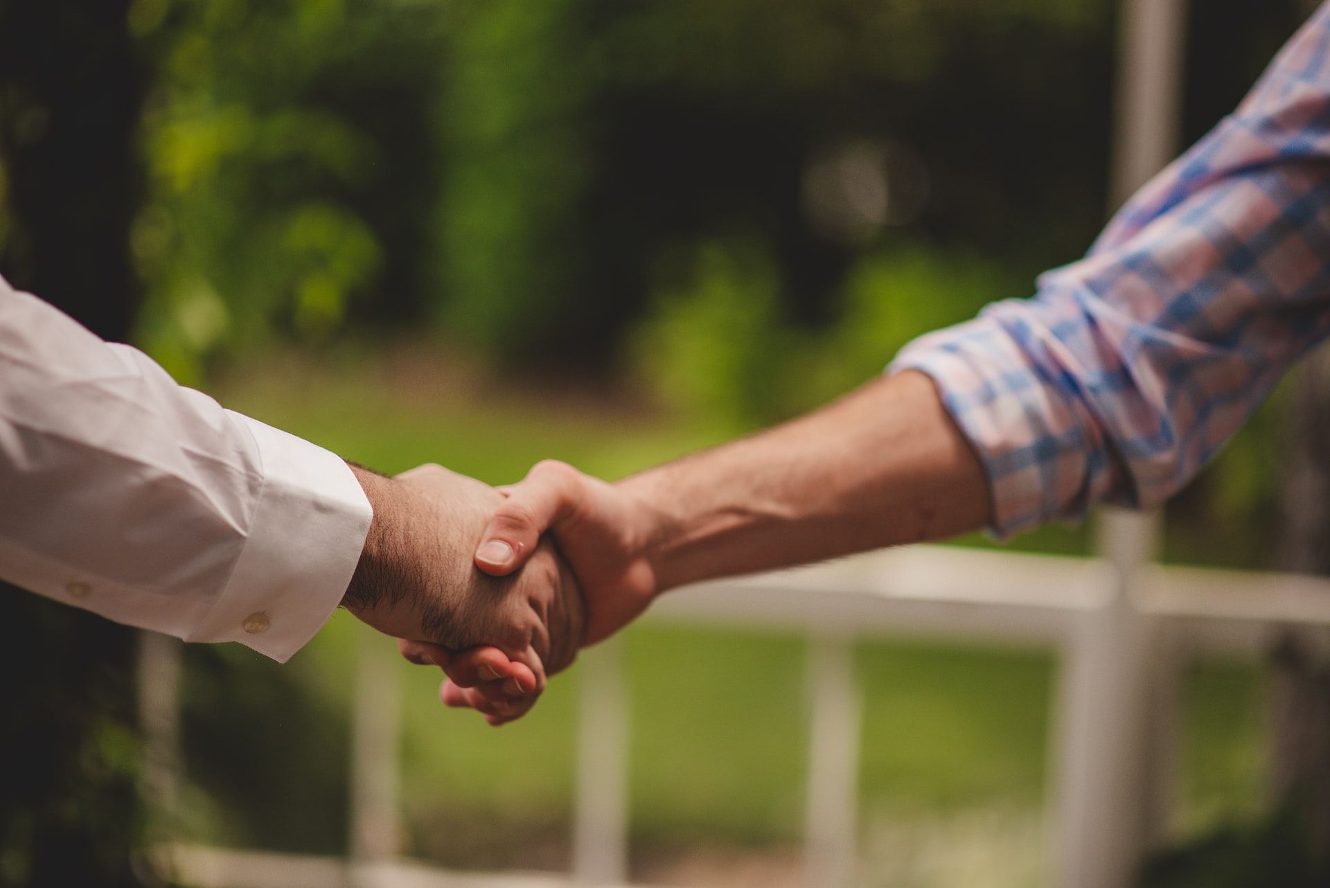 How to engage a contractor to work on your home